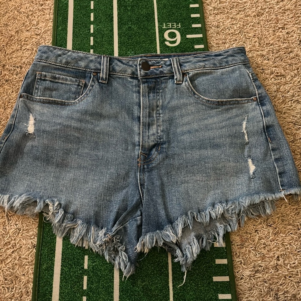Fringed denim Jean shorts, size 29, Francesca’s